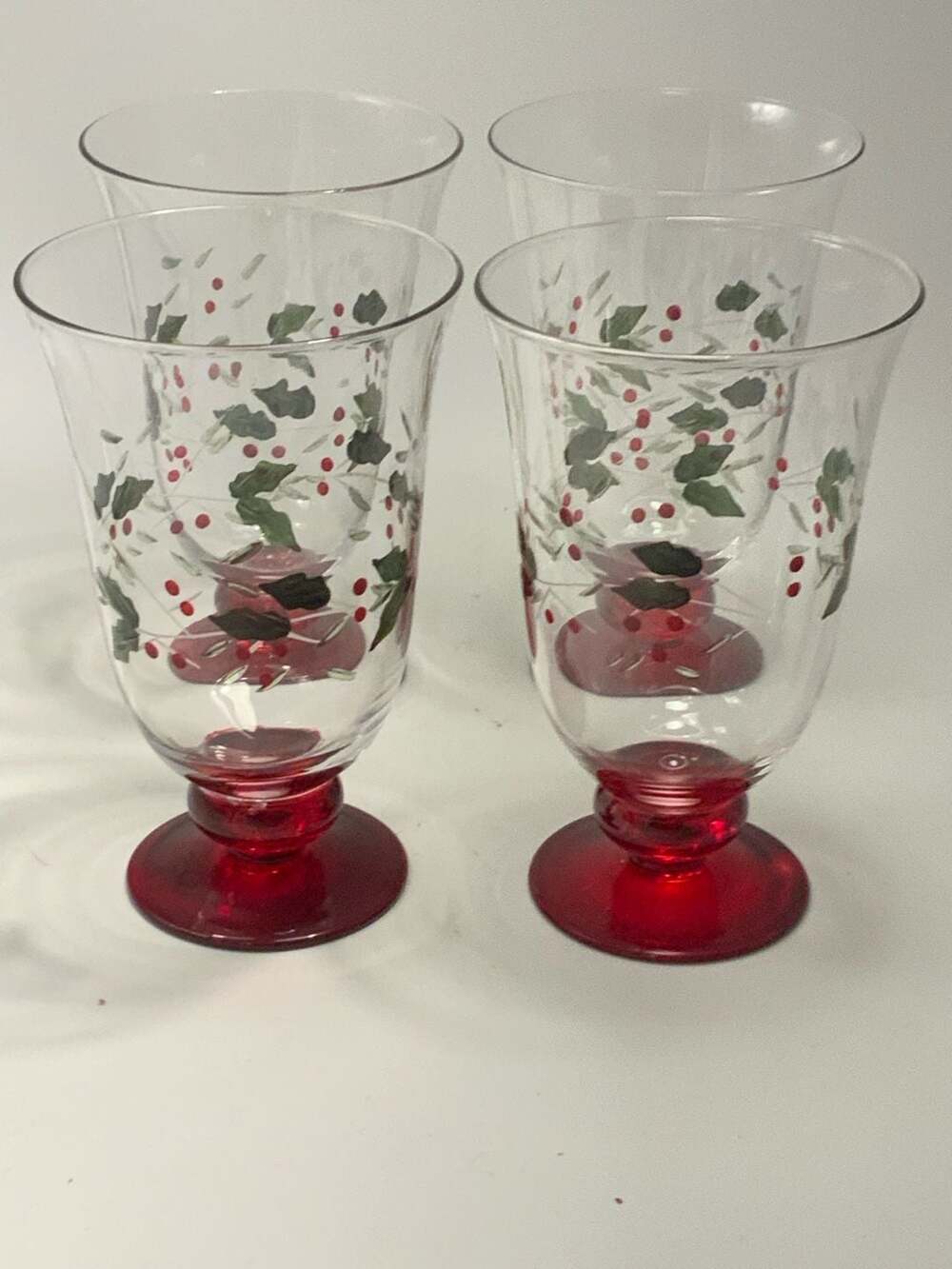 Pfaltzgraff Winterberry Goblet Handpainted Christmas Glassware